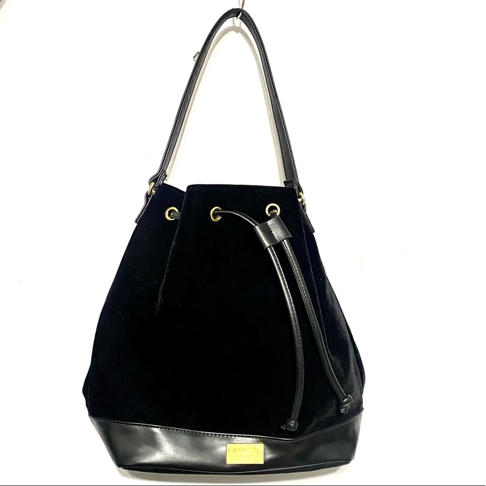 Carolina Herrera Good Girl Black Velvet Drawstring Bag.